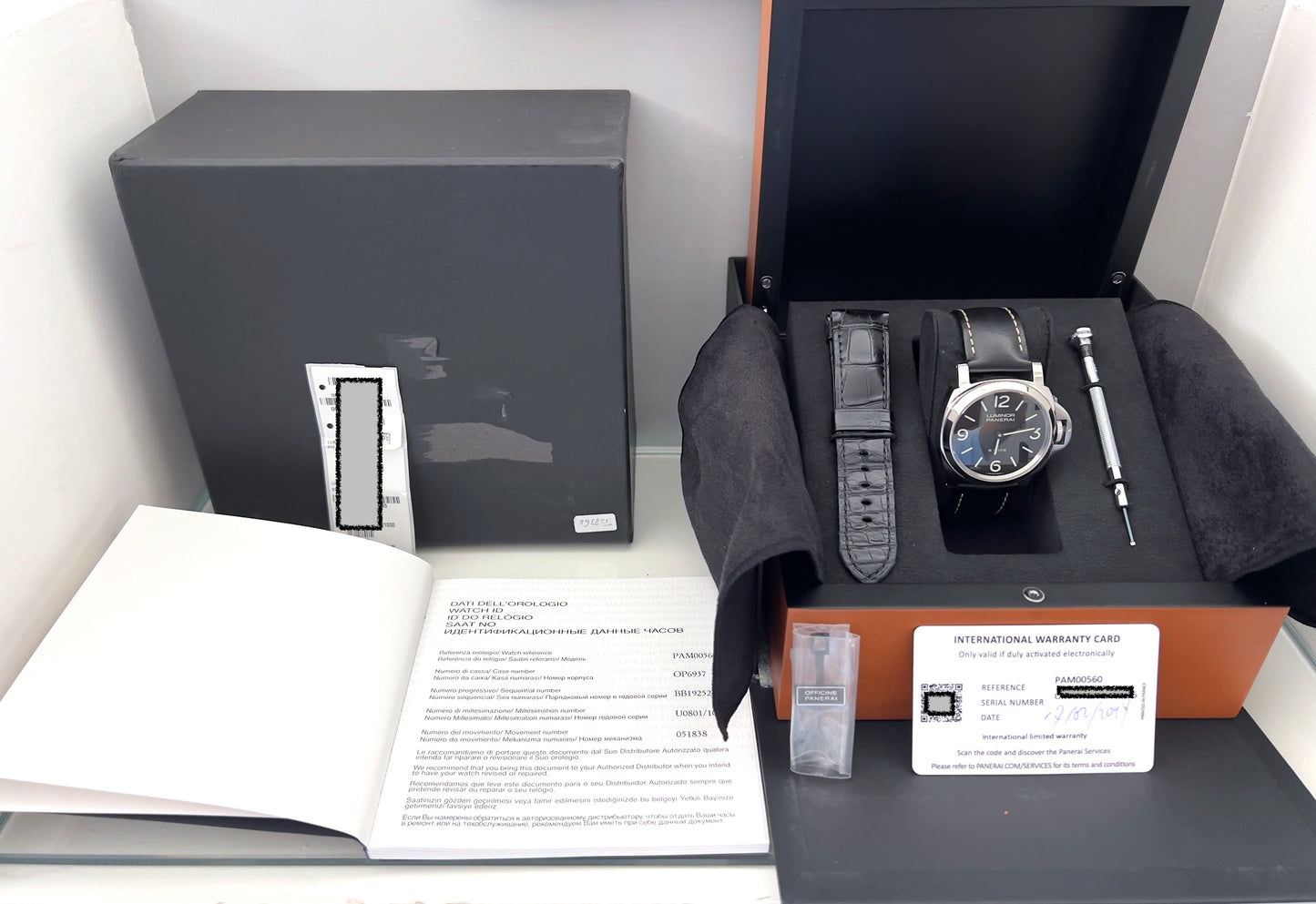 Panerai Luminor Pam 00560 8 Giorni FULL SET