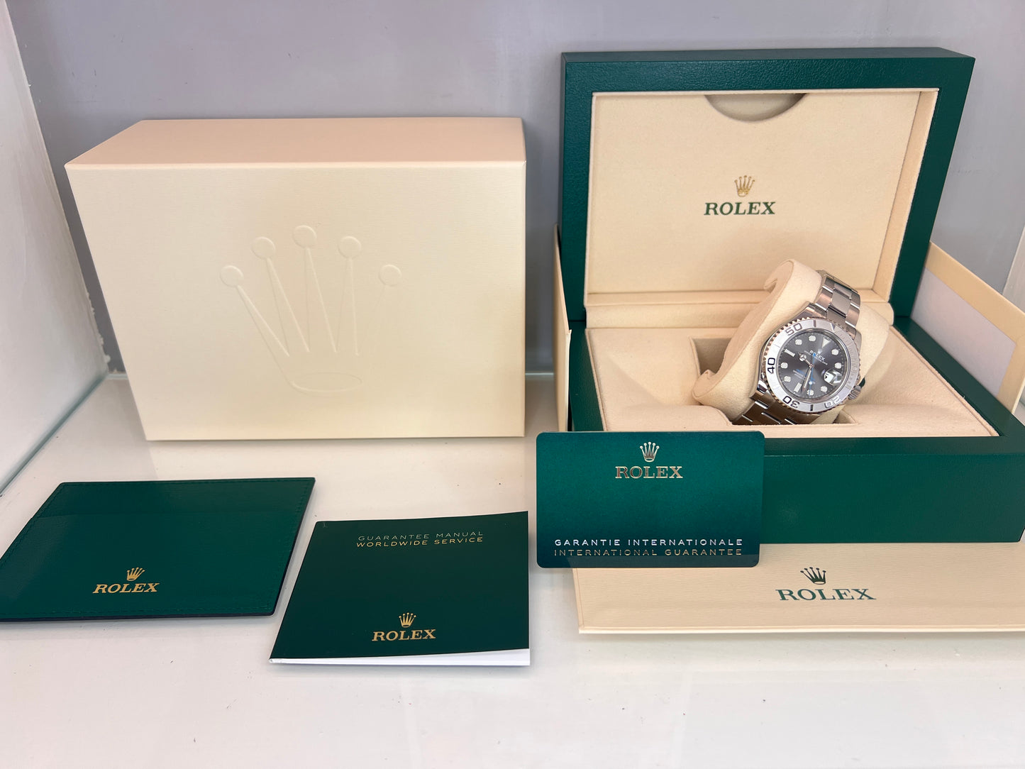 Rolex Yachtmaster 126622 NUOVO con parziali pellicole