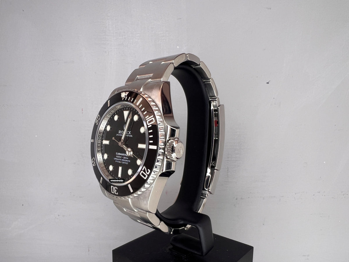 Rolex Submariner 124060 full set