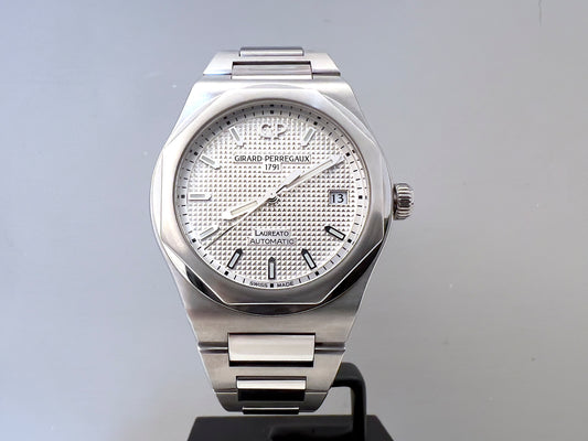 Girard Perregaux Laureato 38mm 81005 full set 2020