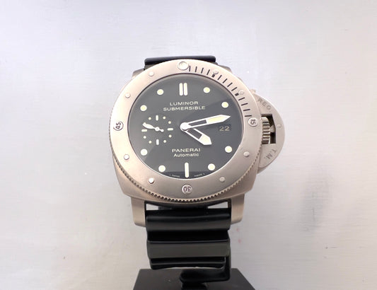 Panerai Submersible Pam 00305 full set