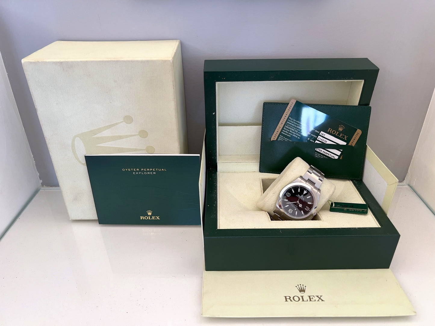 Rolex Explorer 39mm 214270 FULL SET