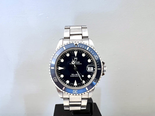 Tudor Submariner 75190 blue serviced