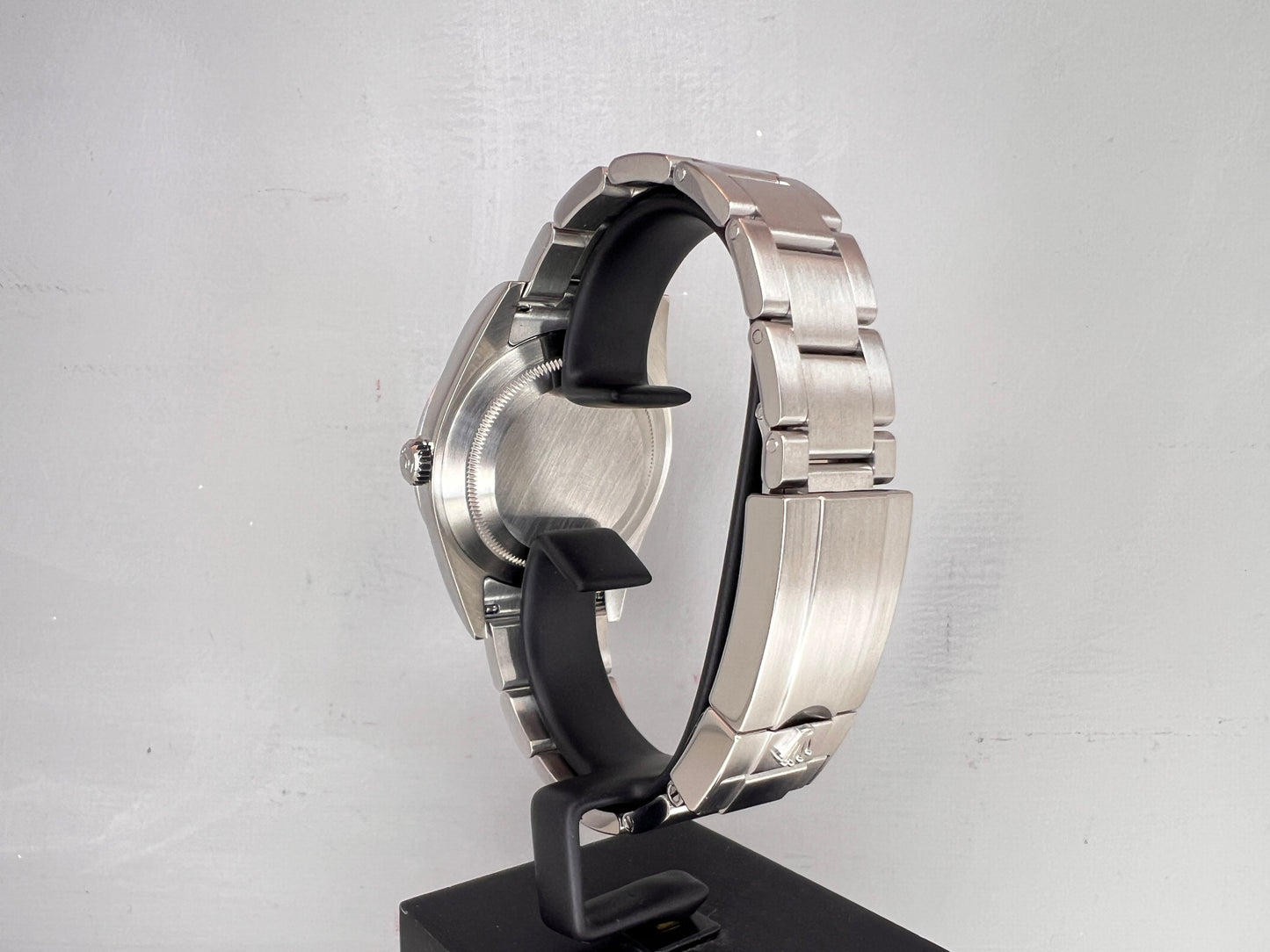 Rolex Explorer 39mm 214270
