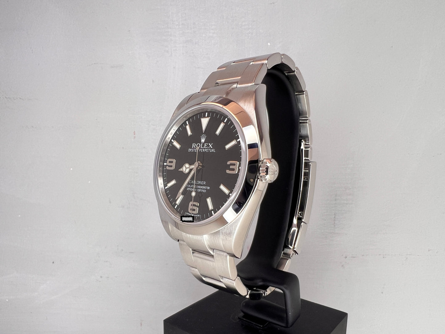 Rolex Explorer 39mm 214270
