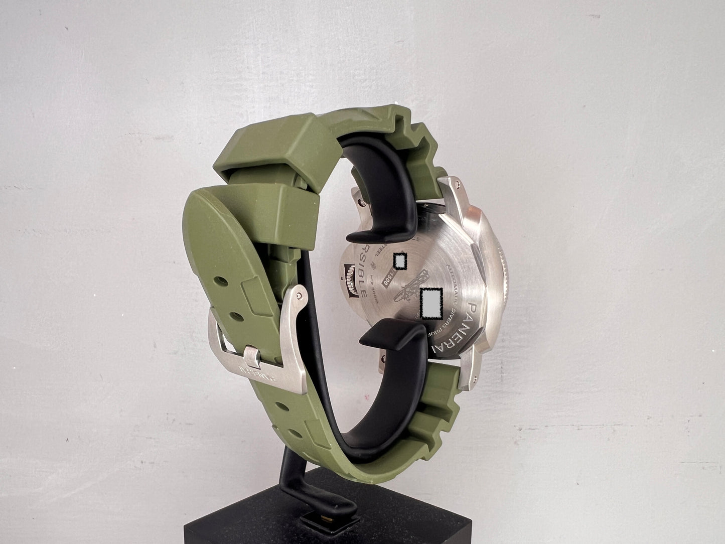 Panerai Submersible Pam 01223