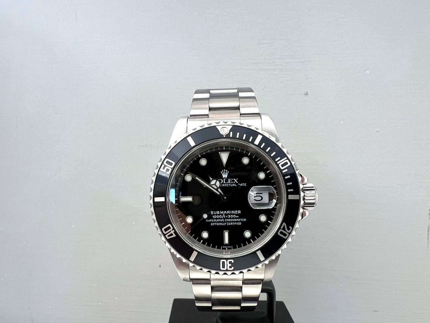 Rolex Submariner 16610 only "SWISS" dial