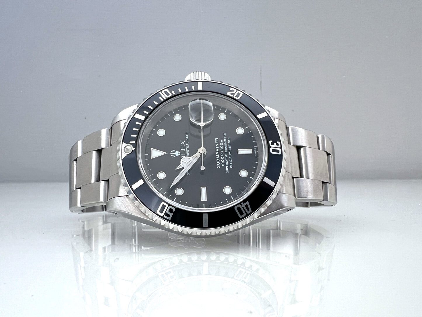 Rolex Submariner 16610 only "SWISS" dial